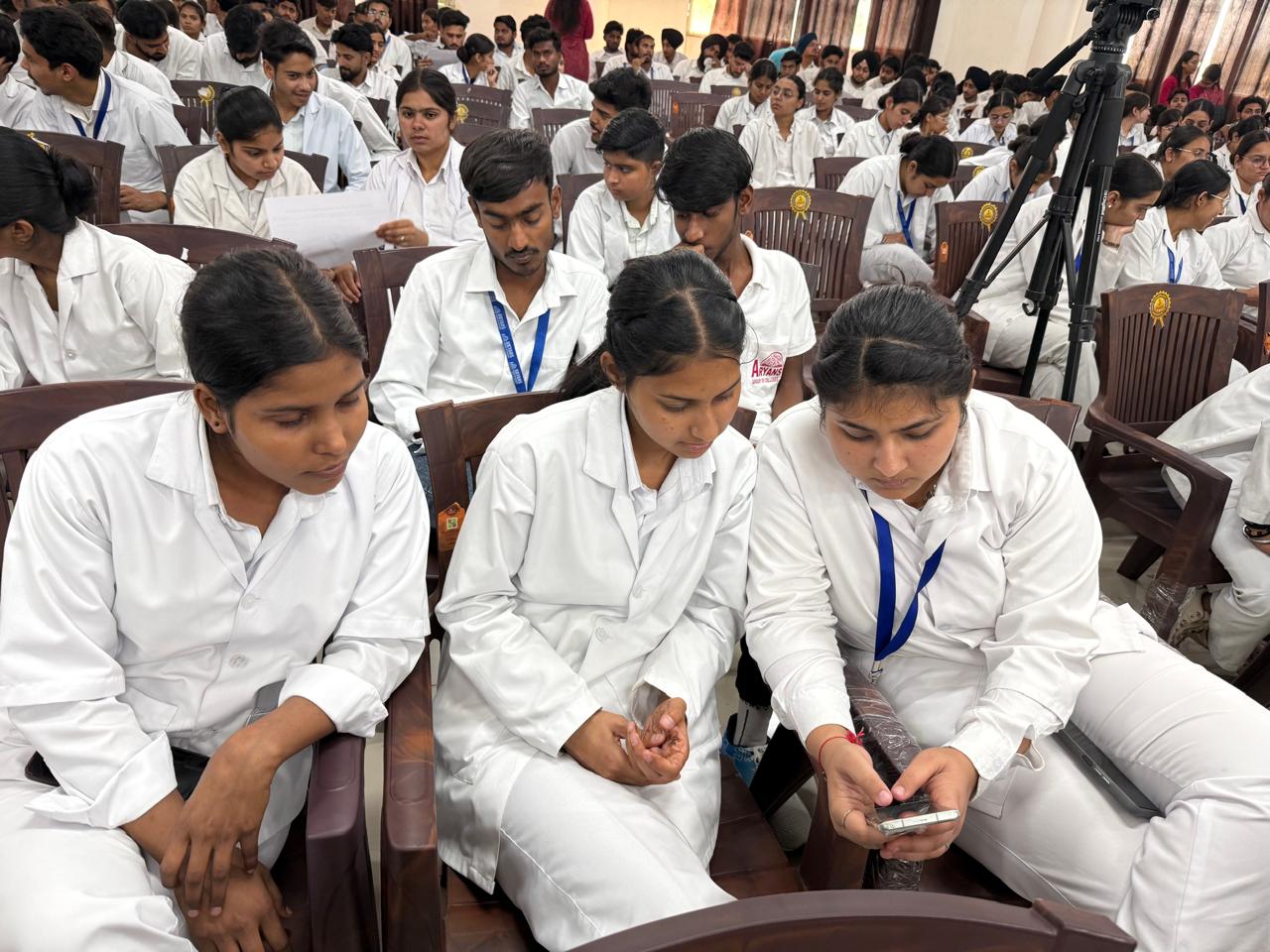 Student team presenting their pitch