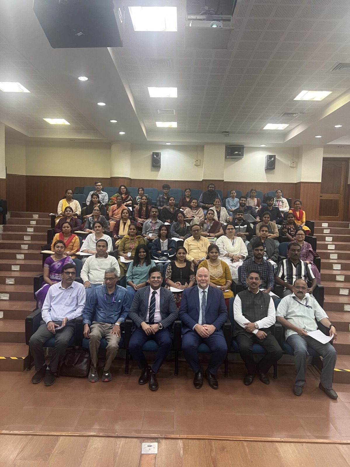 A cohort of students who built friendships before going abroad